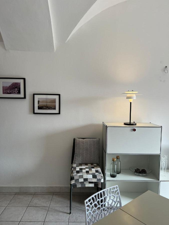 1-Bedroom Apartment Bello Posto Acquaseria Bagian luar foto